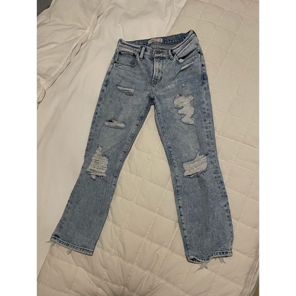 Abercrombie & Fitch The Boyfriend Jean - Picture 1 of 5